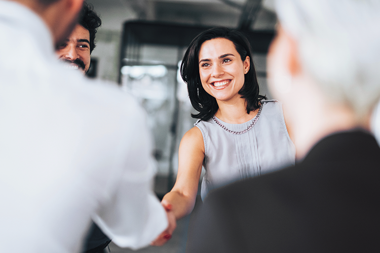 Chez Enbridge Énov, nous nous engageons à vous offrir des solutions énergétiques adaptées à vos besoins tout en assurant flexibilité et fiabilité.